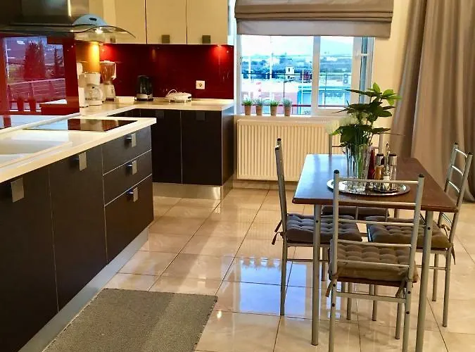 Luxury House In With A Great View Balcony Apartament *