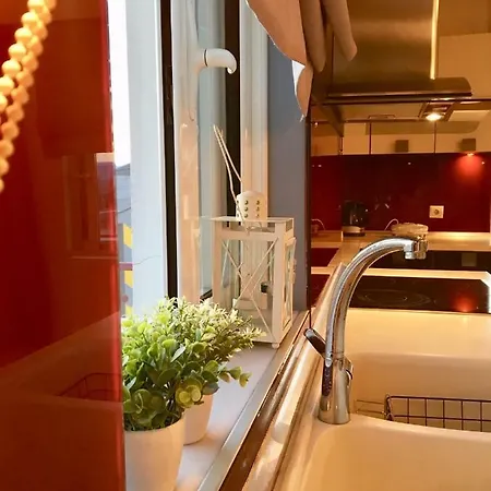 Luxury House In With A Great View Balcony Apartment *