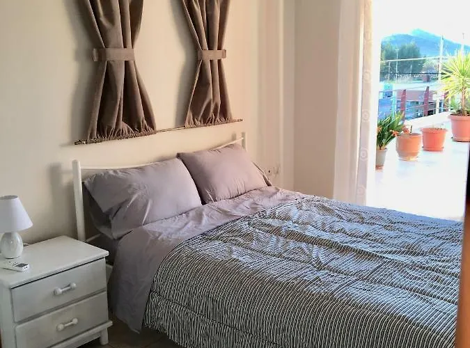 דירה Luxury House In With A Great View Balcony