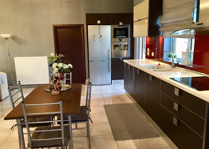 Luxury House In With A Great View Balcony